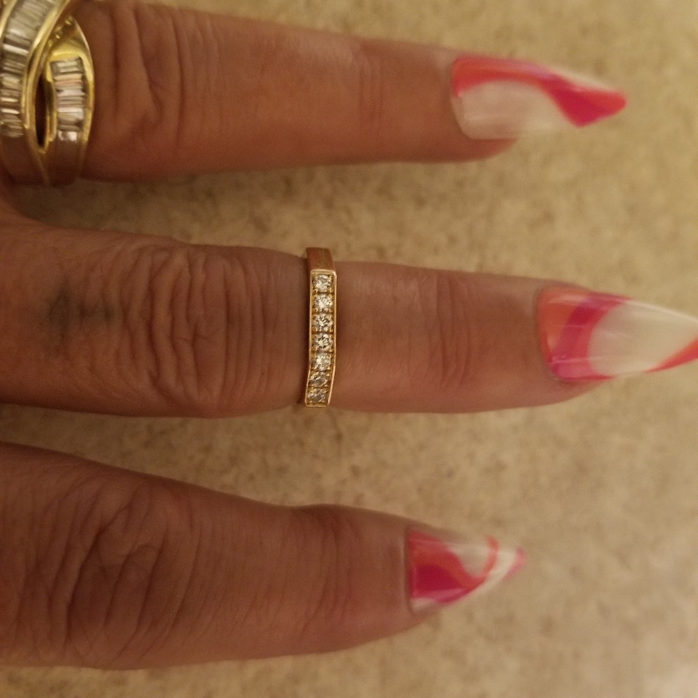 18k Gucci ring in rose gold with diamons